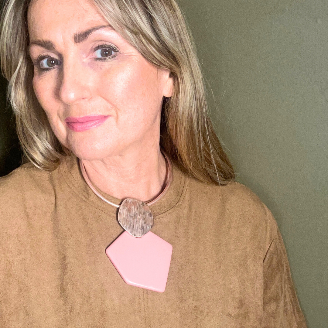 CAROLYN geometric shaped collar necklace