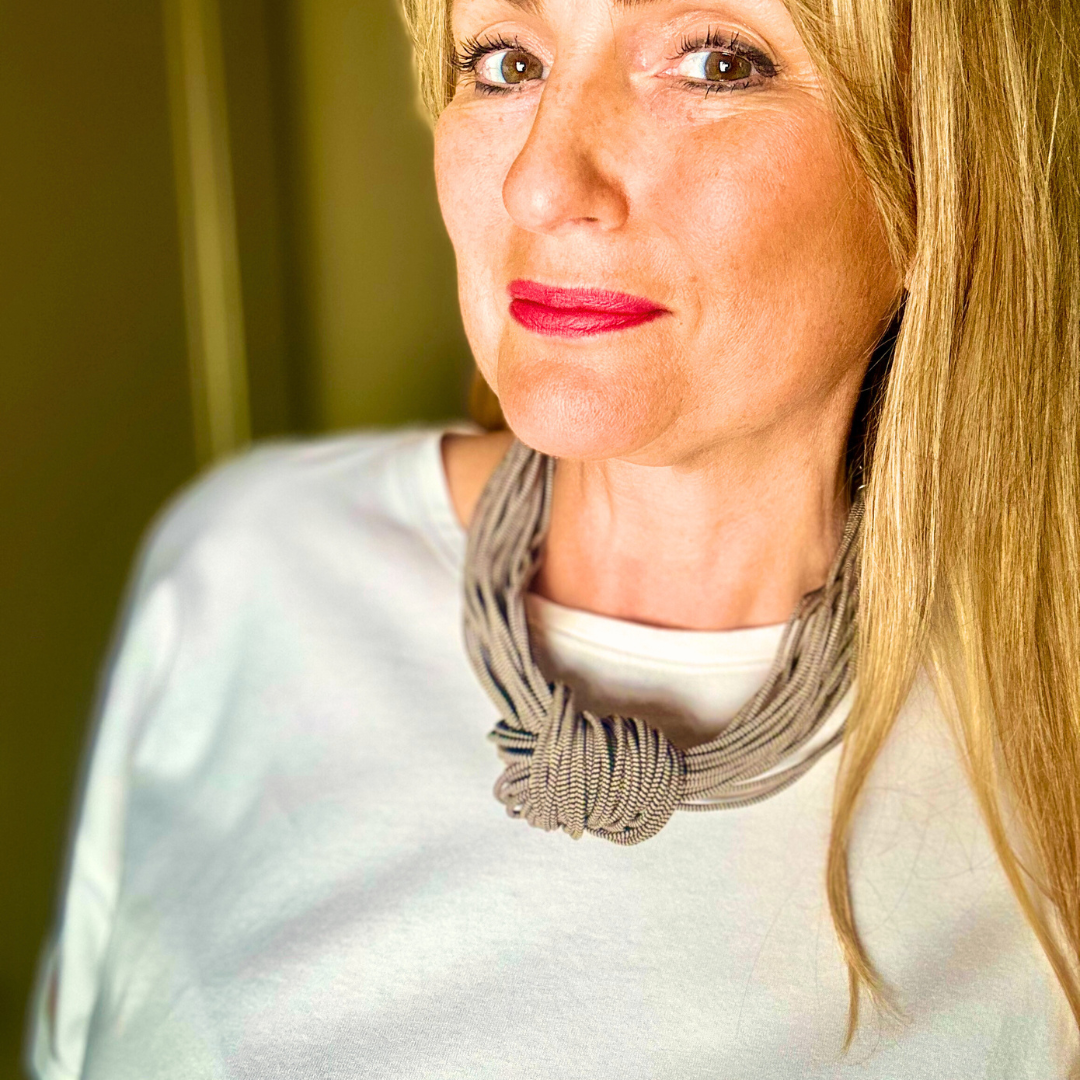 ARABELLA elastic knot choker necklace