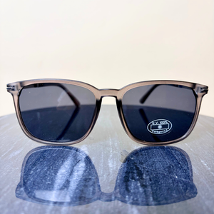 AUSTRALIA wayfarer style men's sunglasses