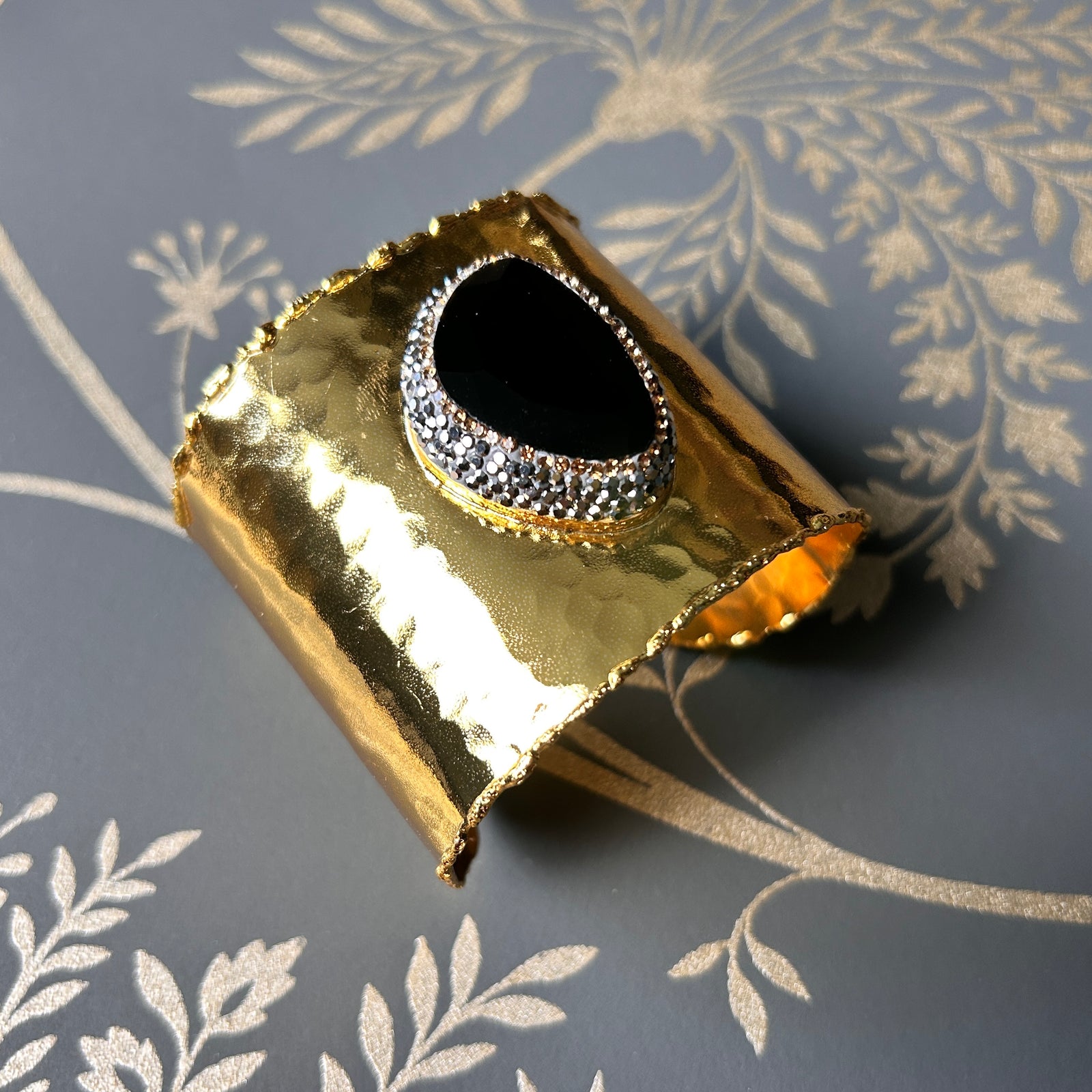 Handmade brass gemstone cuff bracelet 'MARGUERITE'