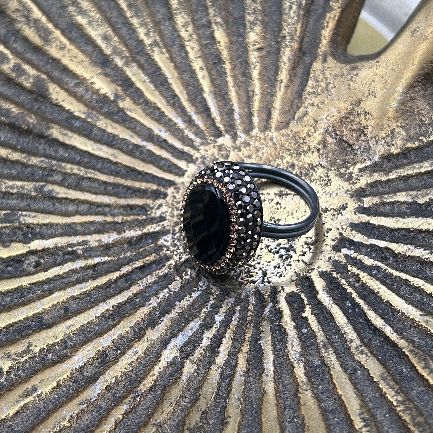 Handmade onyx gemstone and crystal cocktail ring 'IMOGEN'