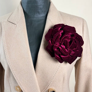 Large velvet flower brooch 'GUINEVERE'