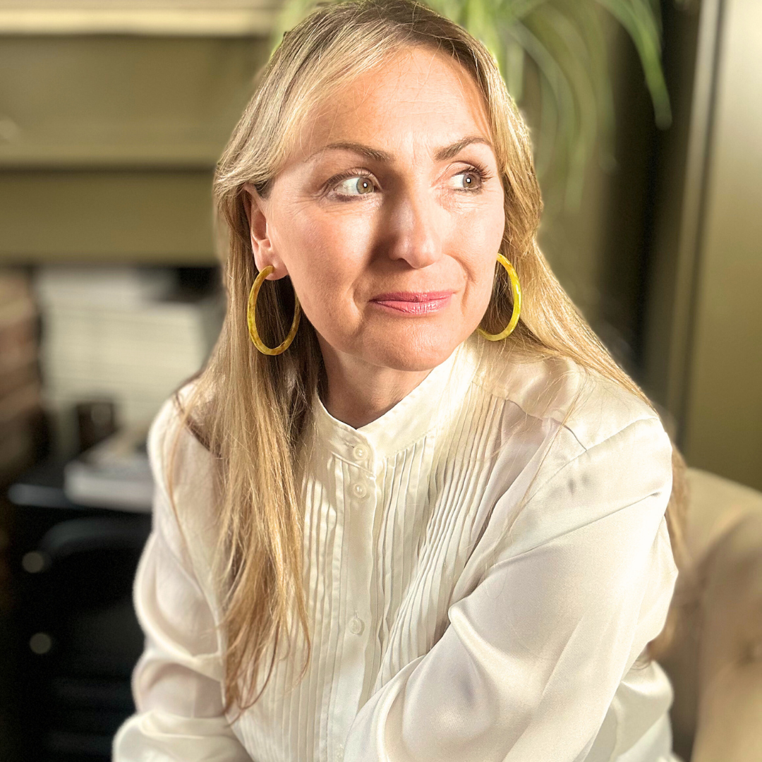 EMILY large resin hoop earrings