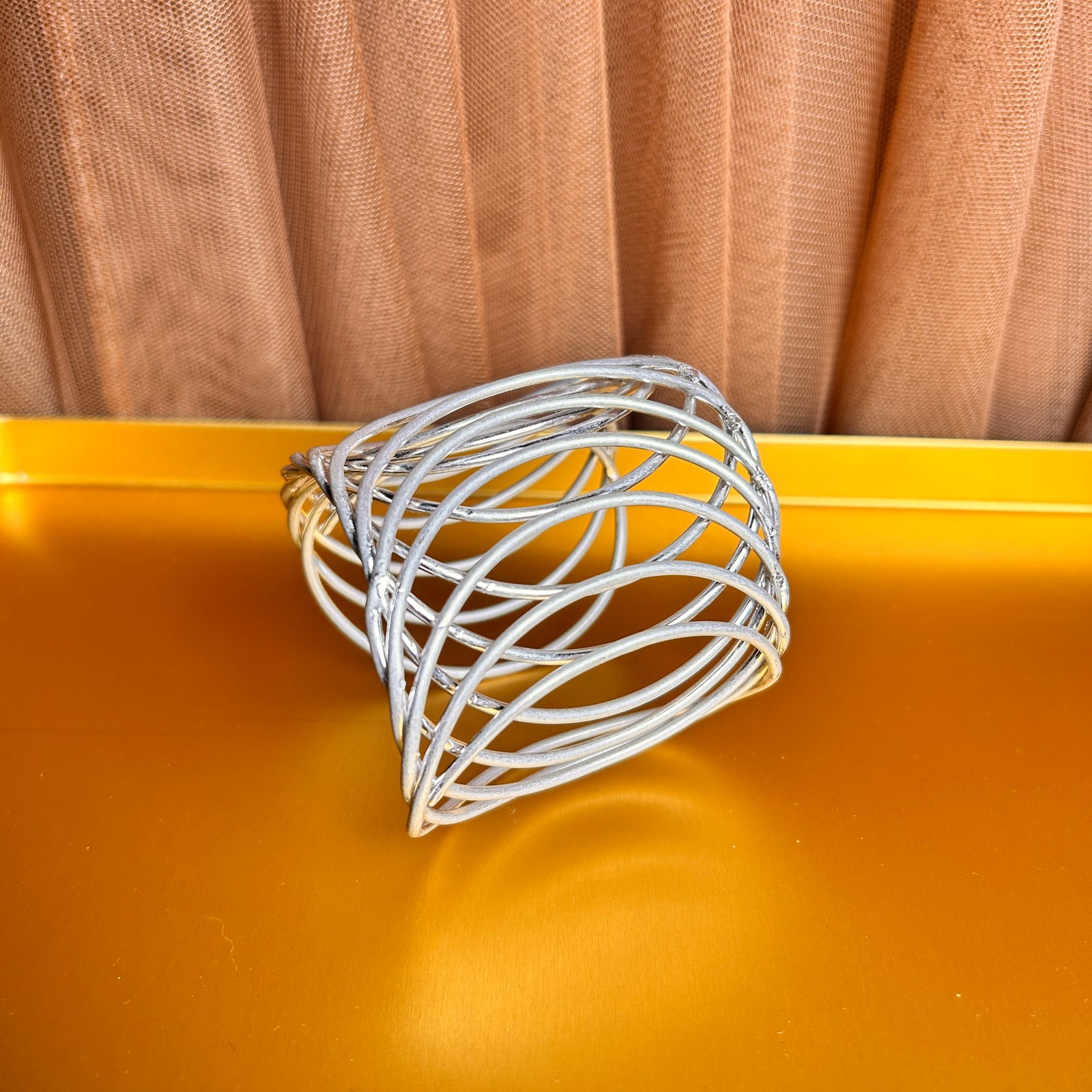 ALBERTA metal circle design cuff bracelet