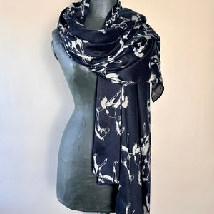 LIghtweight long scarf/sarong with horse design 'LAVENHAM'