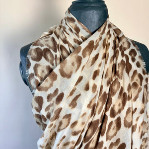 Lightweight leopard print scarf/sarong 'SALCOMBE'