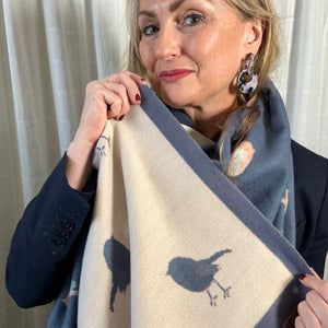 KNIGHTSBRIDGE robin print reversible long scarf