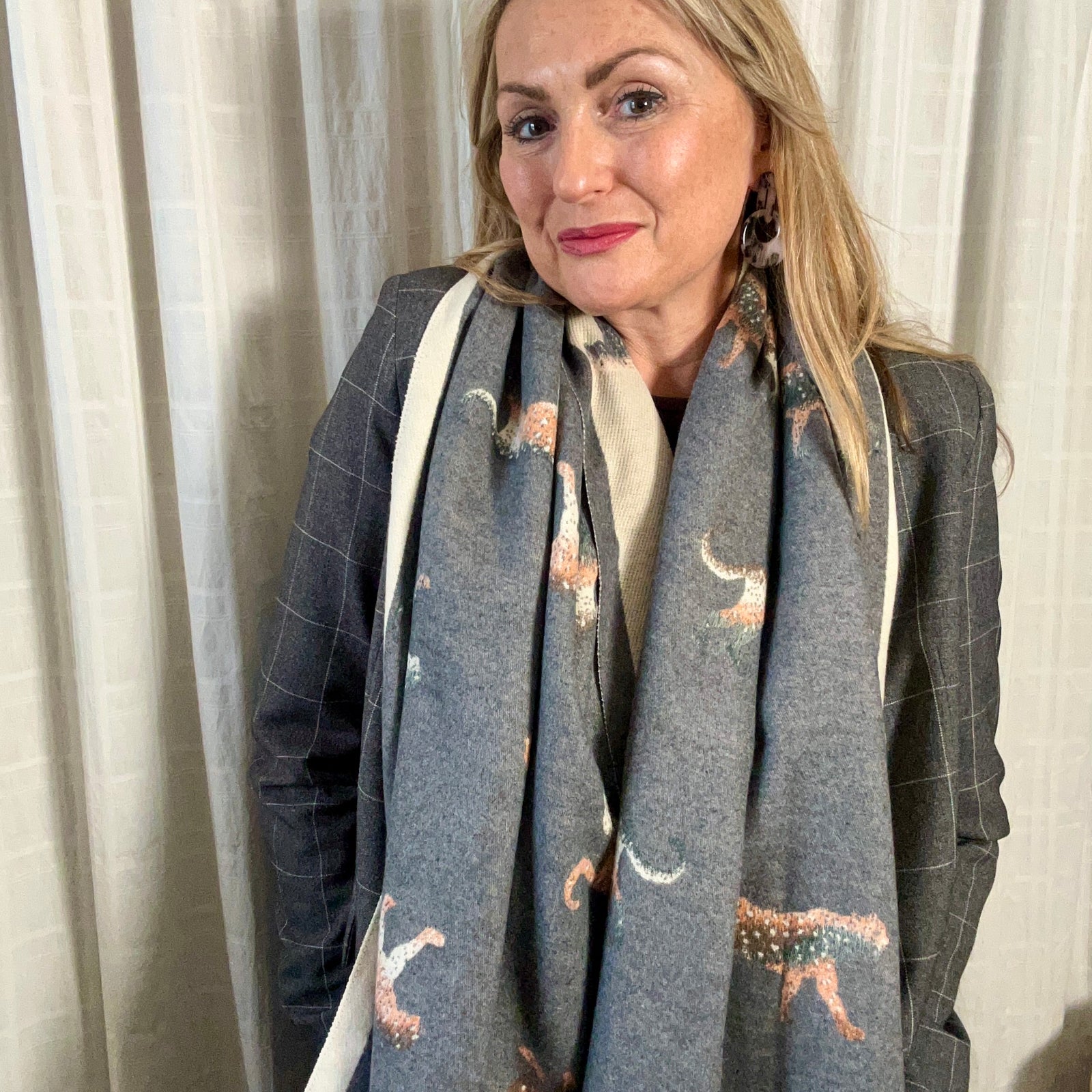 MAIDA VALE long leopard design women's reversible scarf