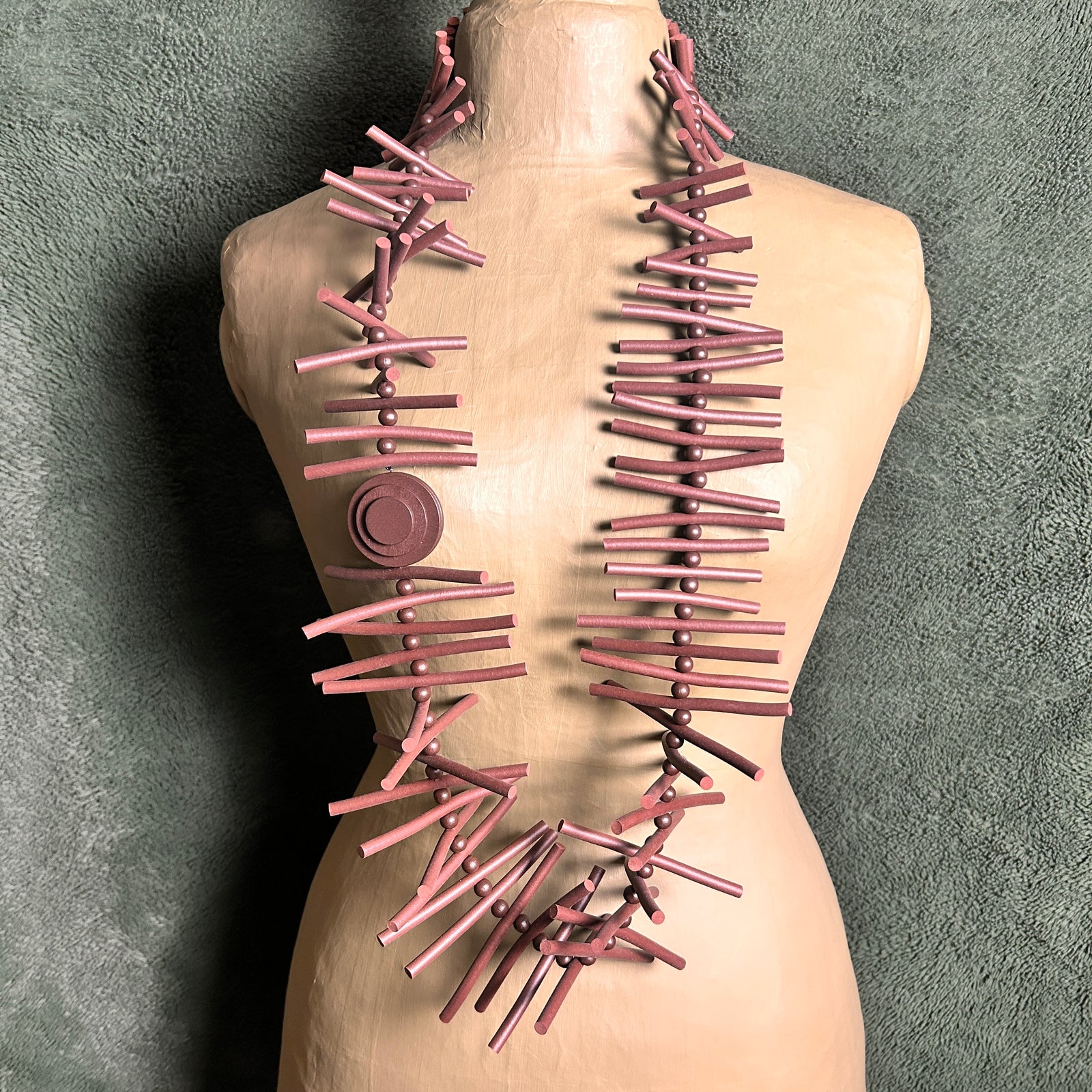 SOPHIA long rubber twig and circle statement necklace