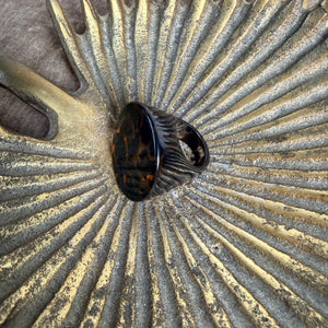 ALISON large round resin ring