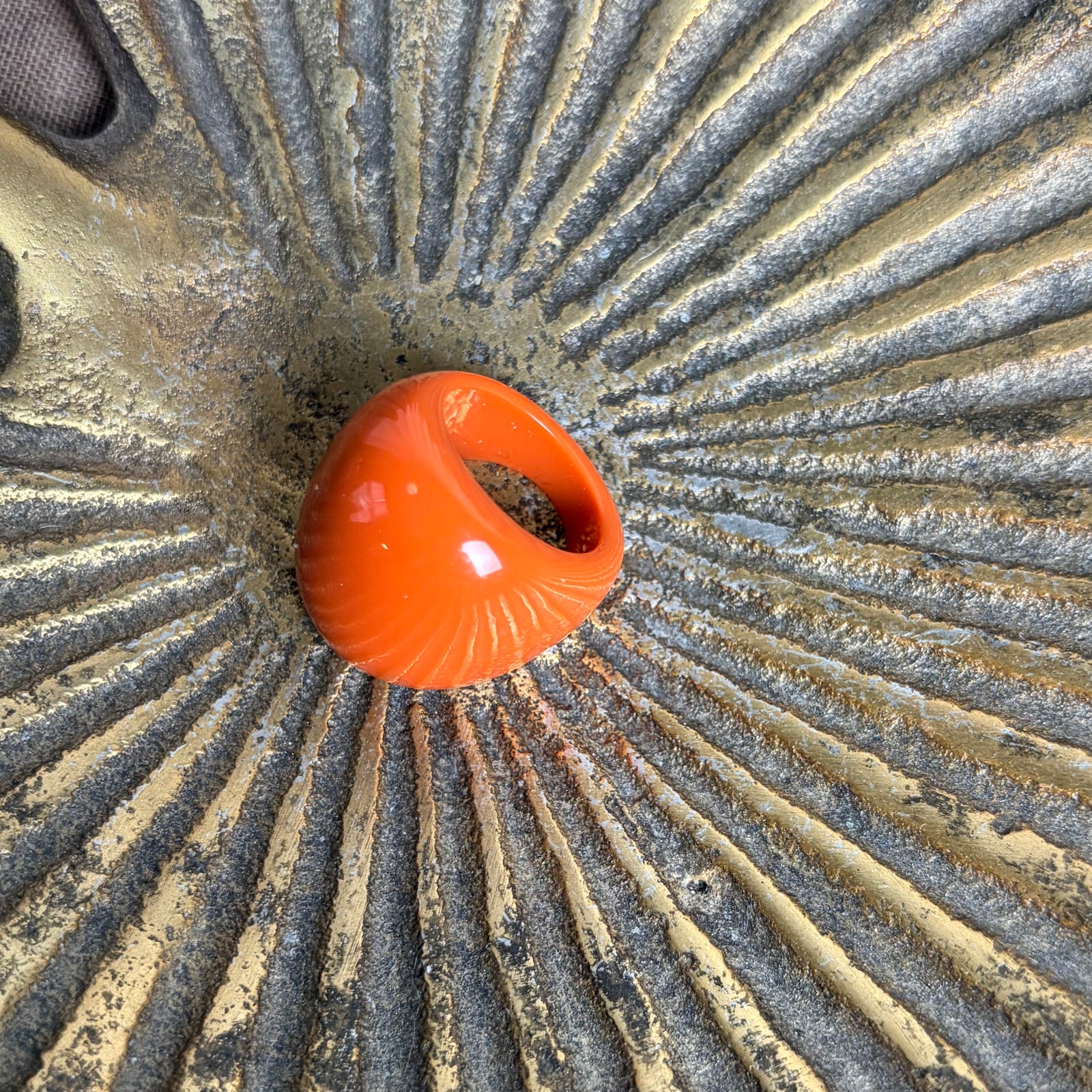 DAISY resin cocktail ring