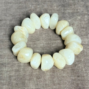 OLIVE resin beaded bracelet