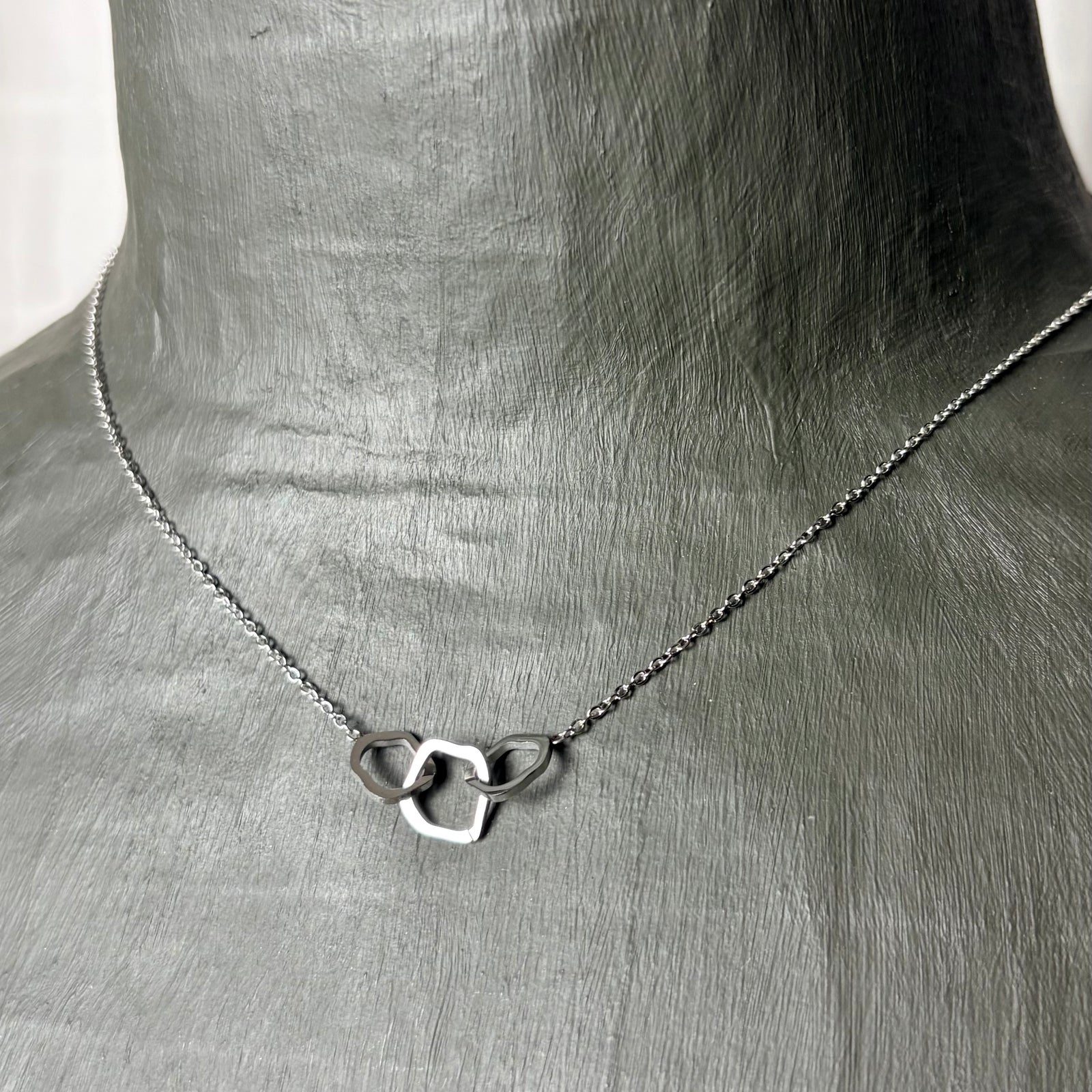 RAYA triple link steel chain necklace