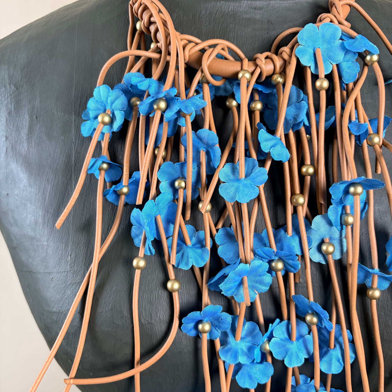 Rubber statement necklace with fringes and flowers 'BROOKLYN'