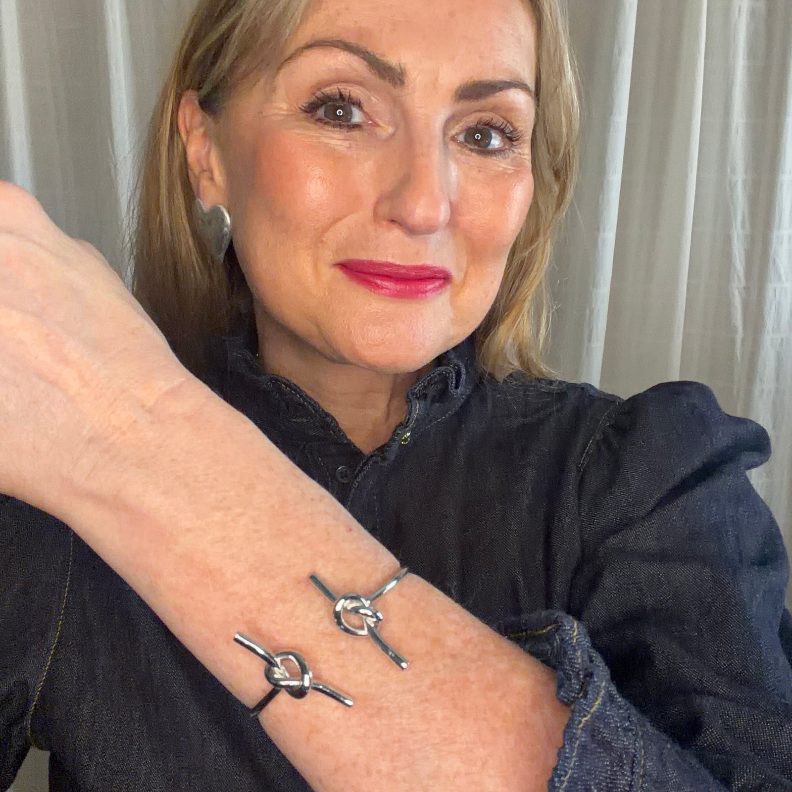 AUTUMN double knot metal bangle