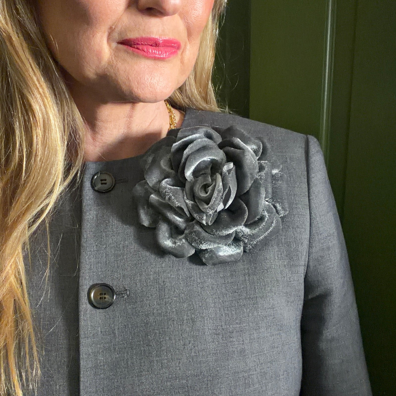 GUINEVERE large velvet flower brooch