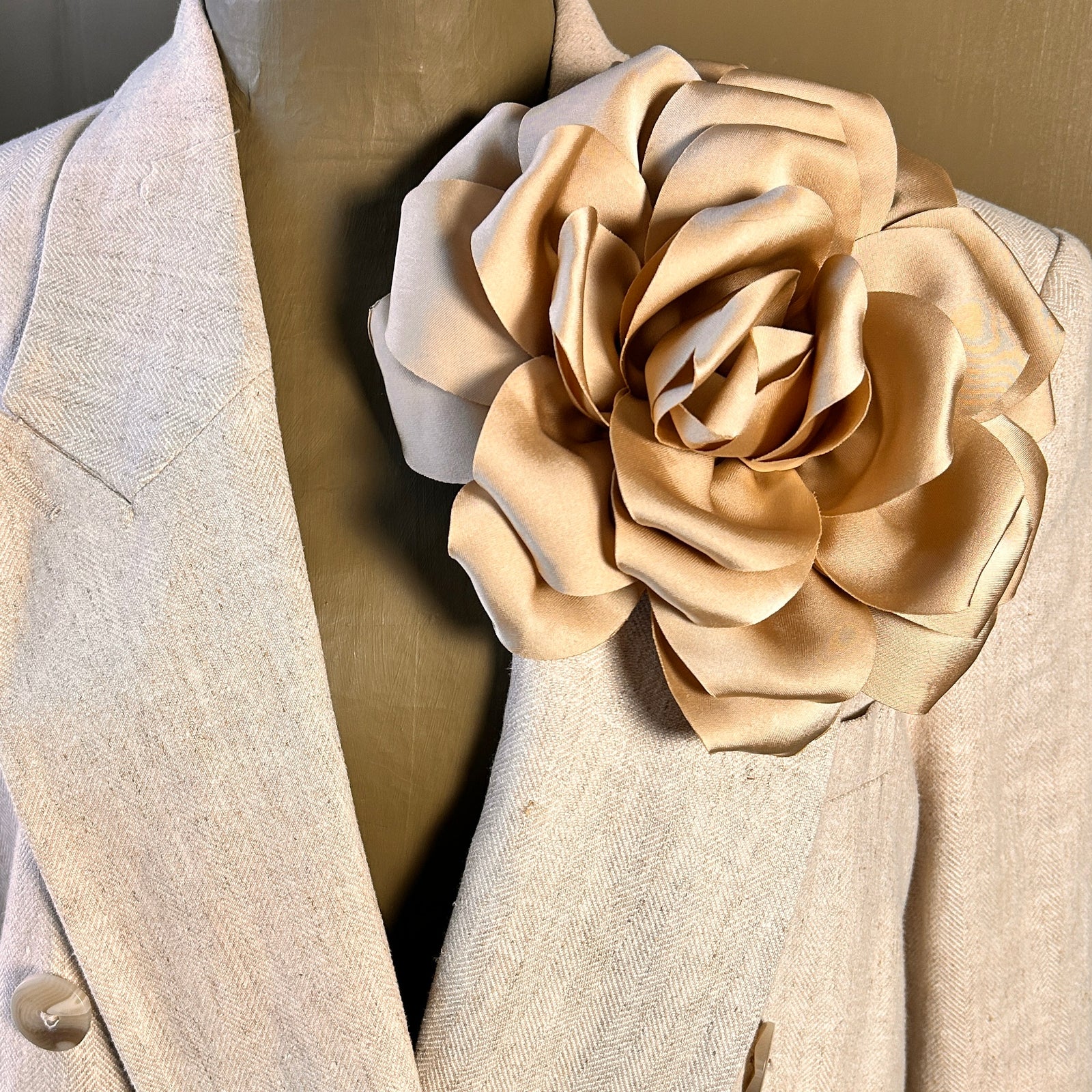 SUMMER oversized silky flower brooch/fascinator