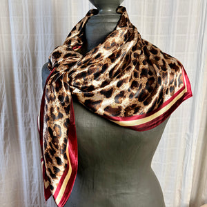 LONDON silky leopard print scarf