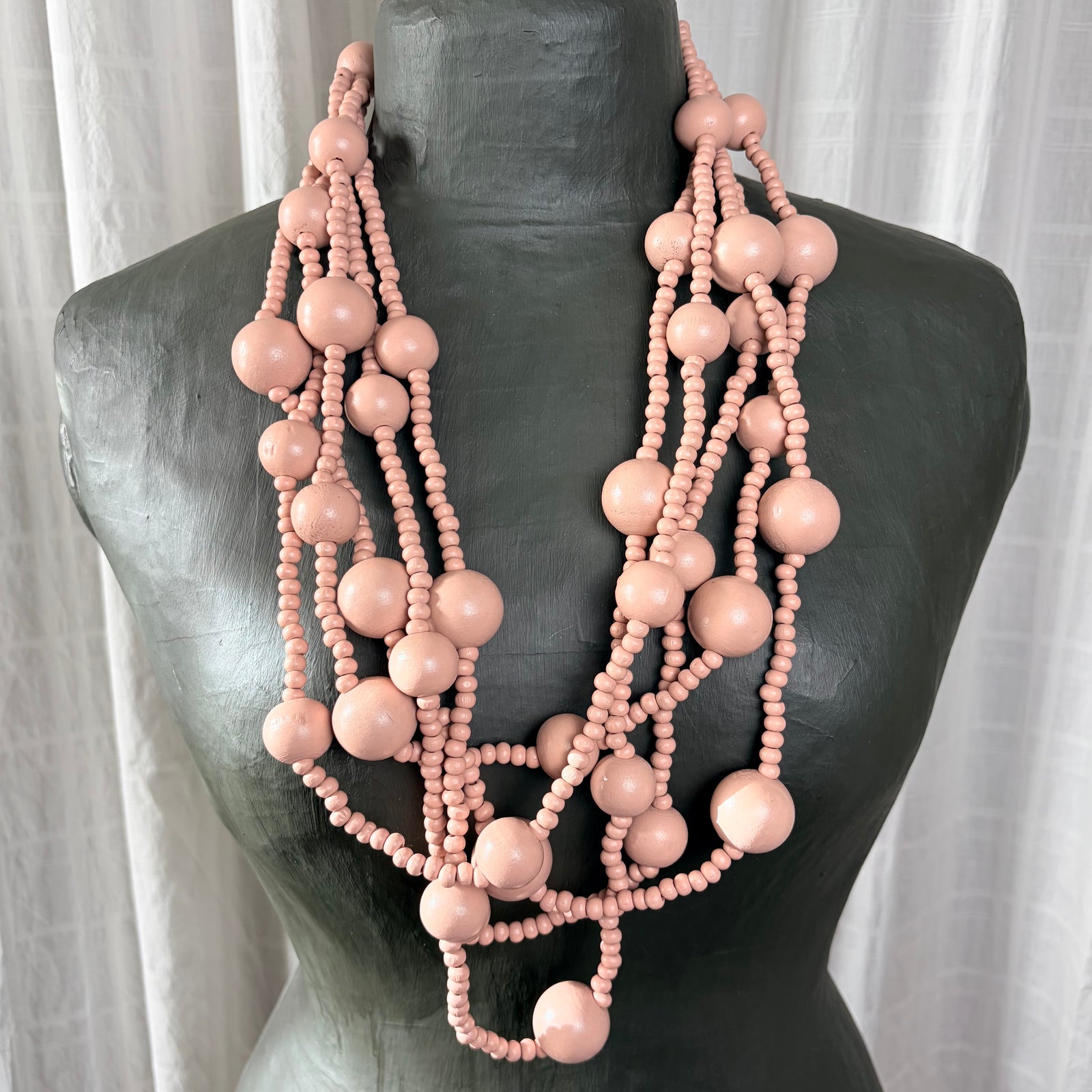 AUDREY long wooden bead necklace