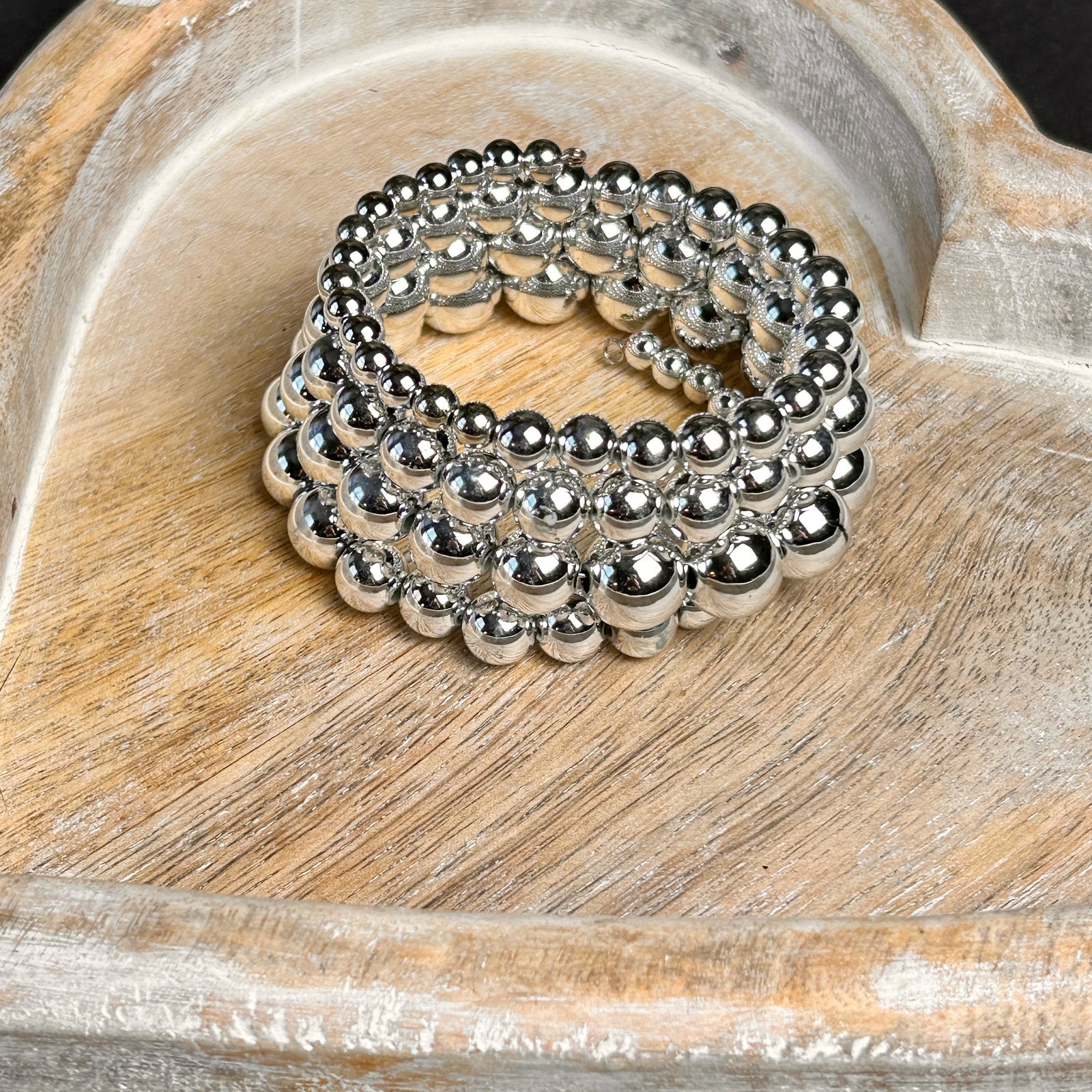 BEVERLEY high shine ball twisted band bracelet