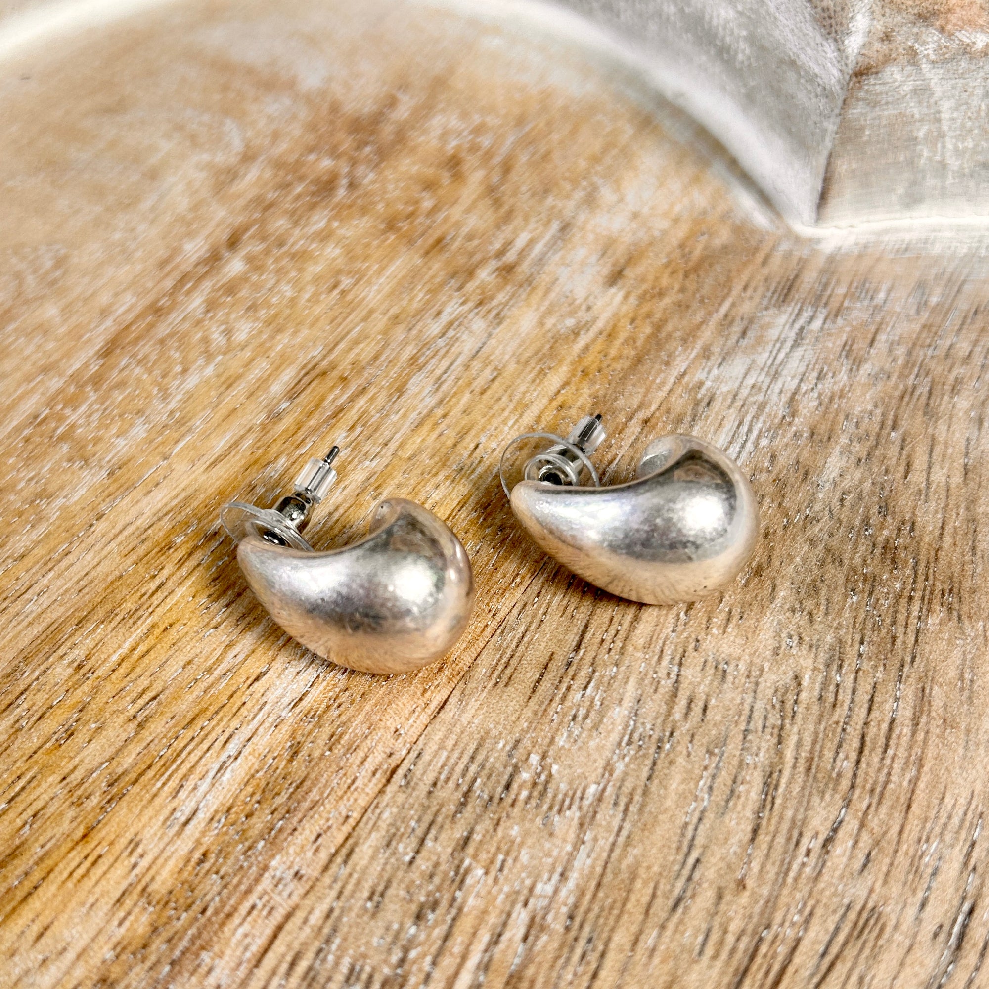 THEA small matt metal teardrop stud earrings