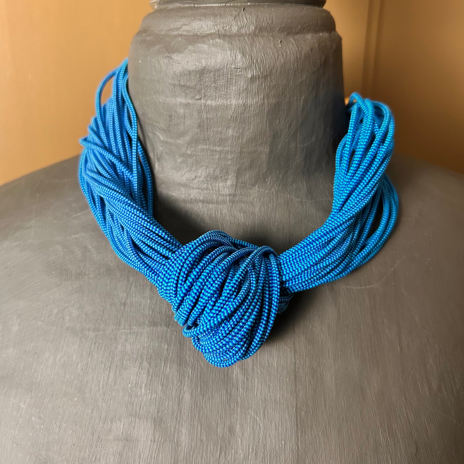 ARABELLA elastic knot choker necklace