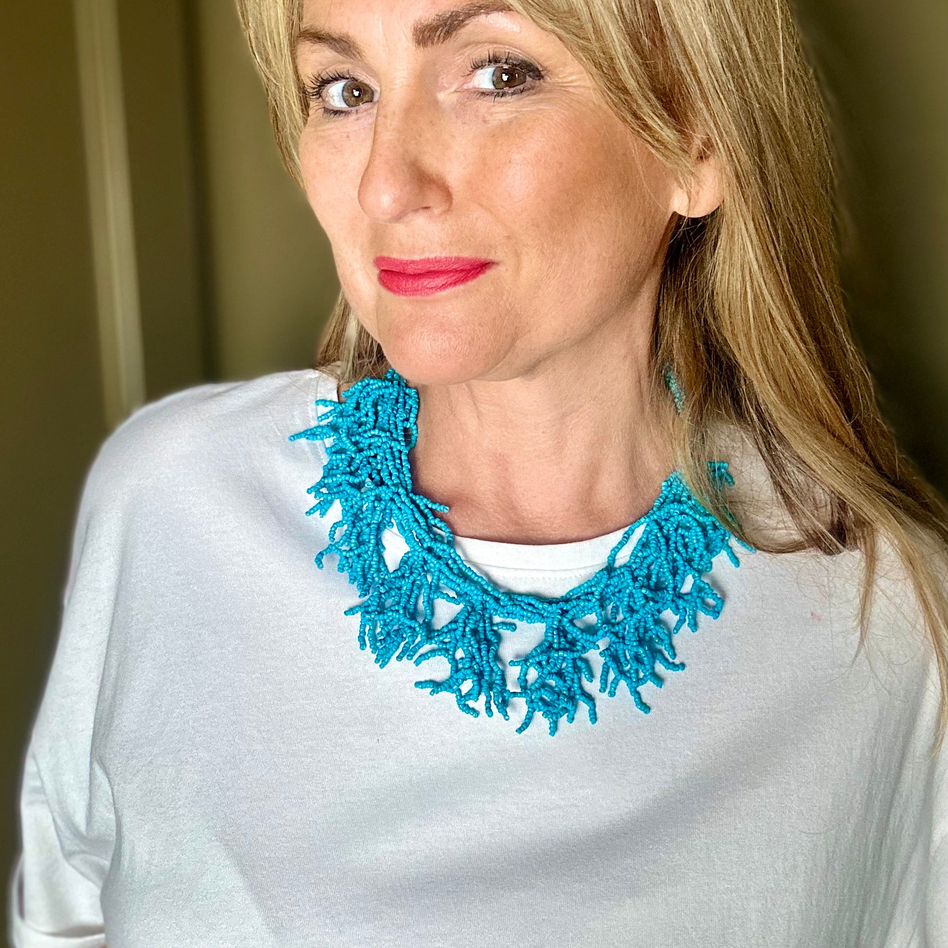ARIANA coral beaded choker necklace