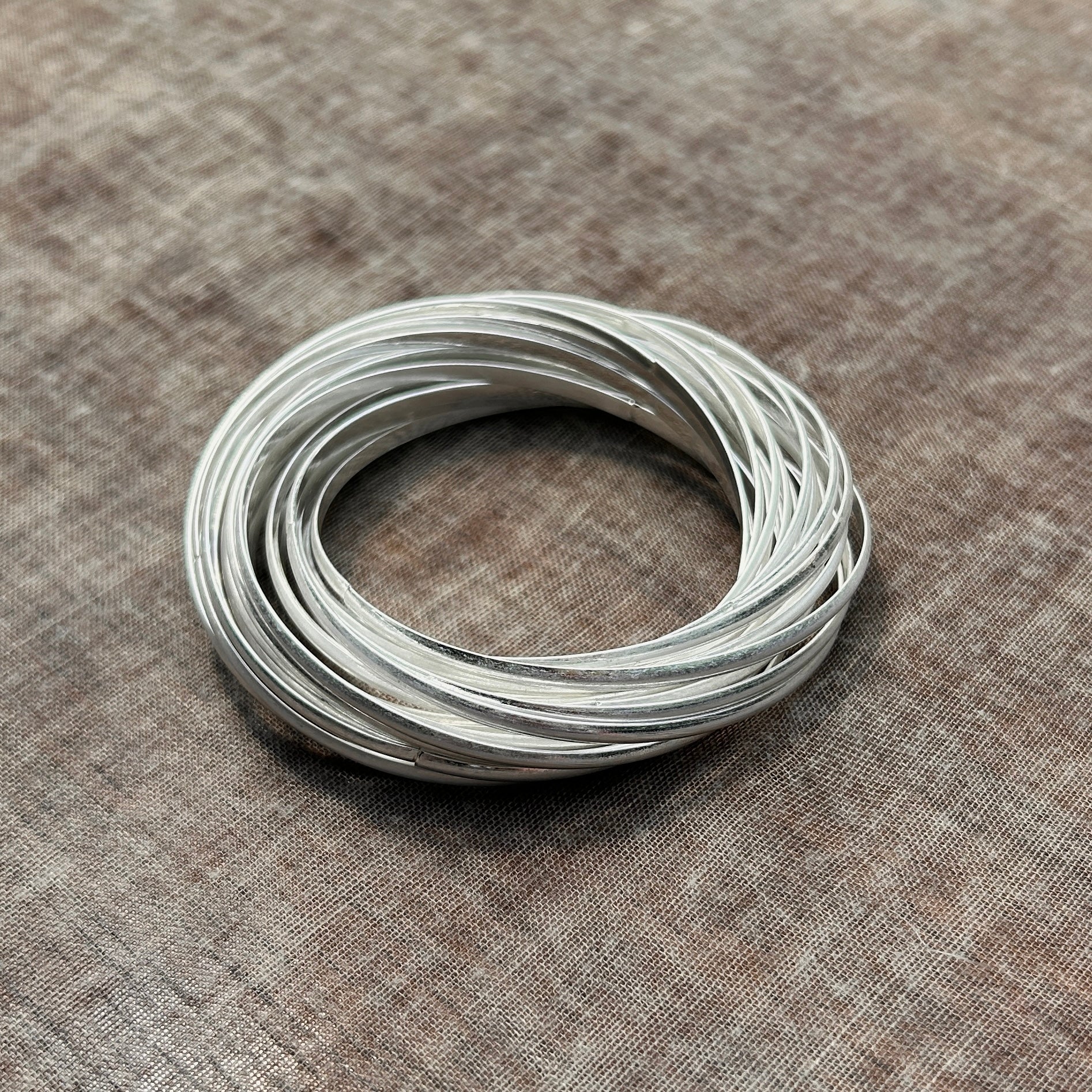 'Cloteil' multi-band metal bracelet