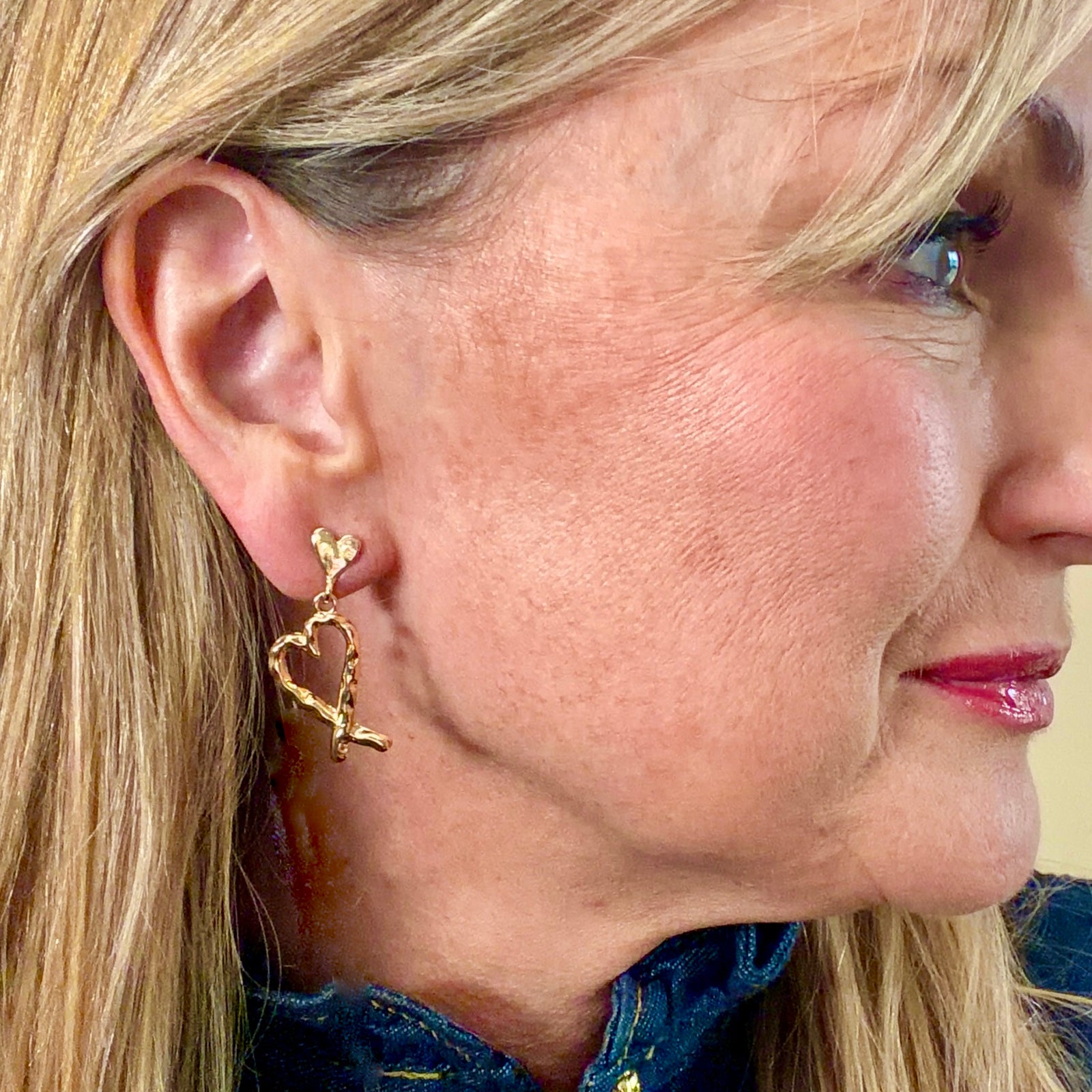 VERONICA hammered open heart drop earrings