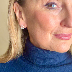 SAVANNAH circle halo stud earrings