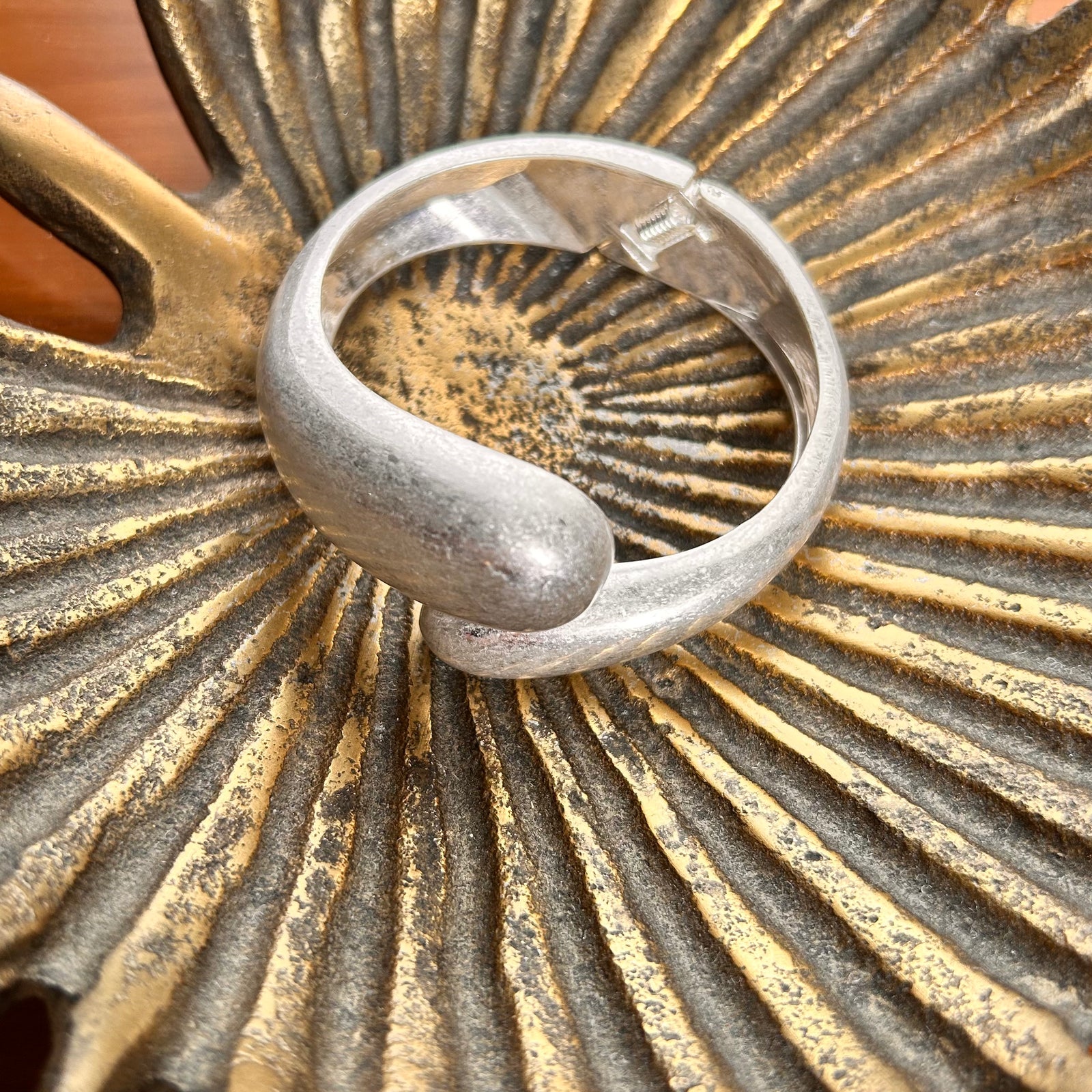 ALLY steel teardrop clasp bracelet