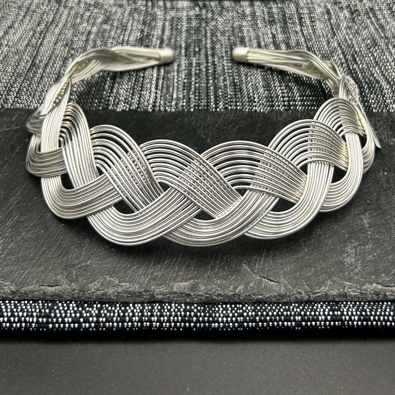 ESTELLE braided metal choker necklace