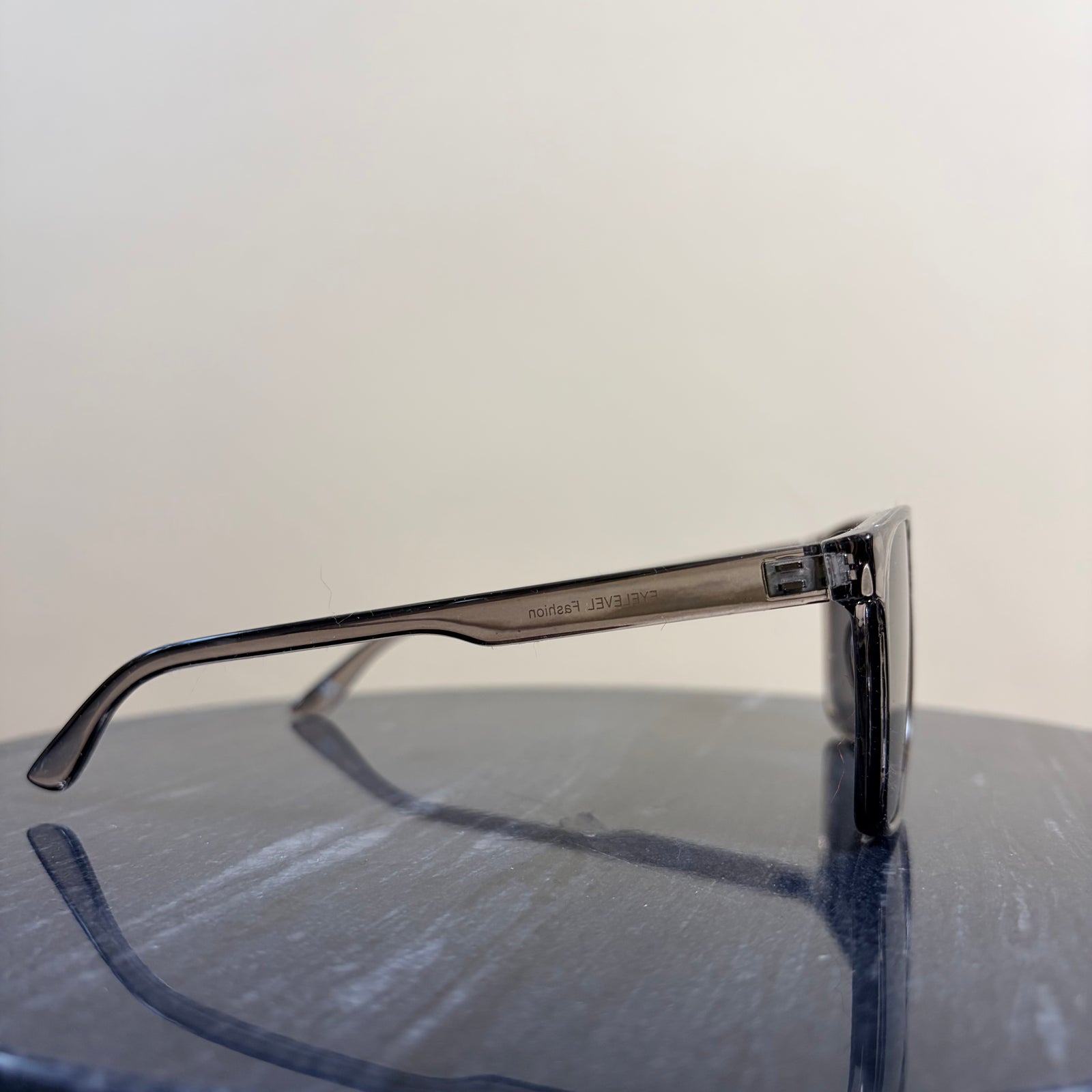 SPAIN brow bar wayfarer style frame men's sunglasses