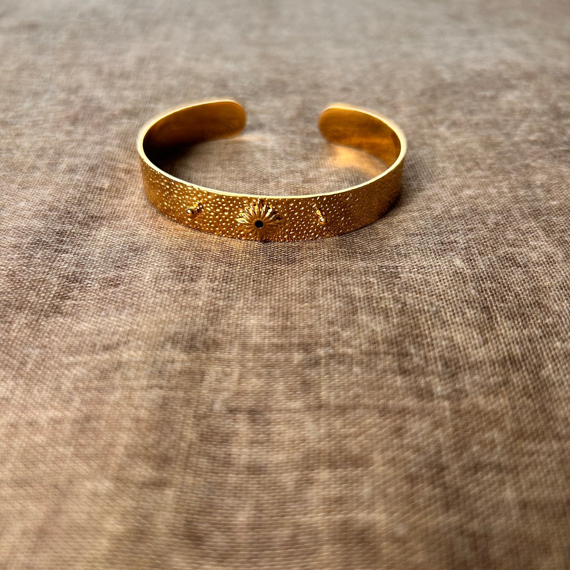 VERITY steel bracelet with crystal star