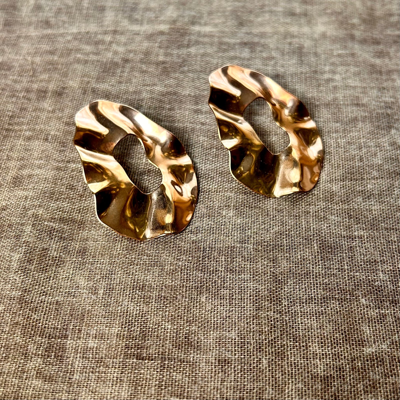 ALEX oval steel hoop earrings