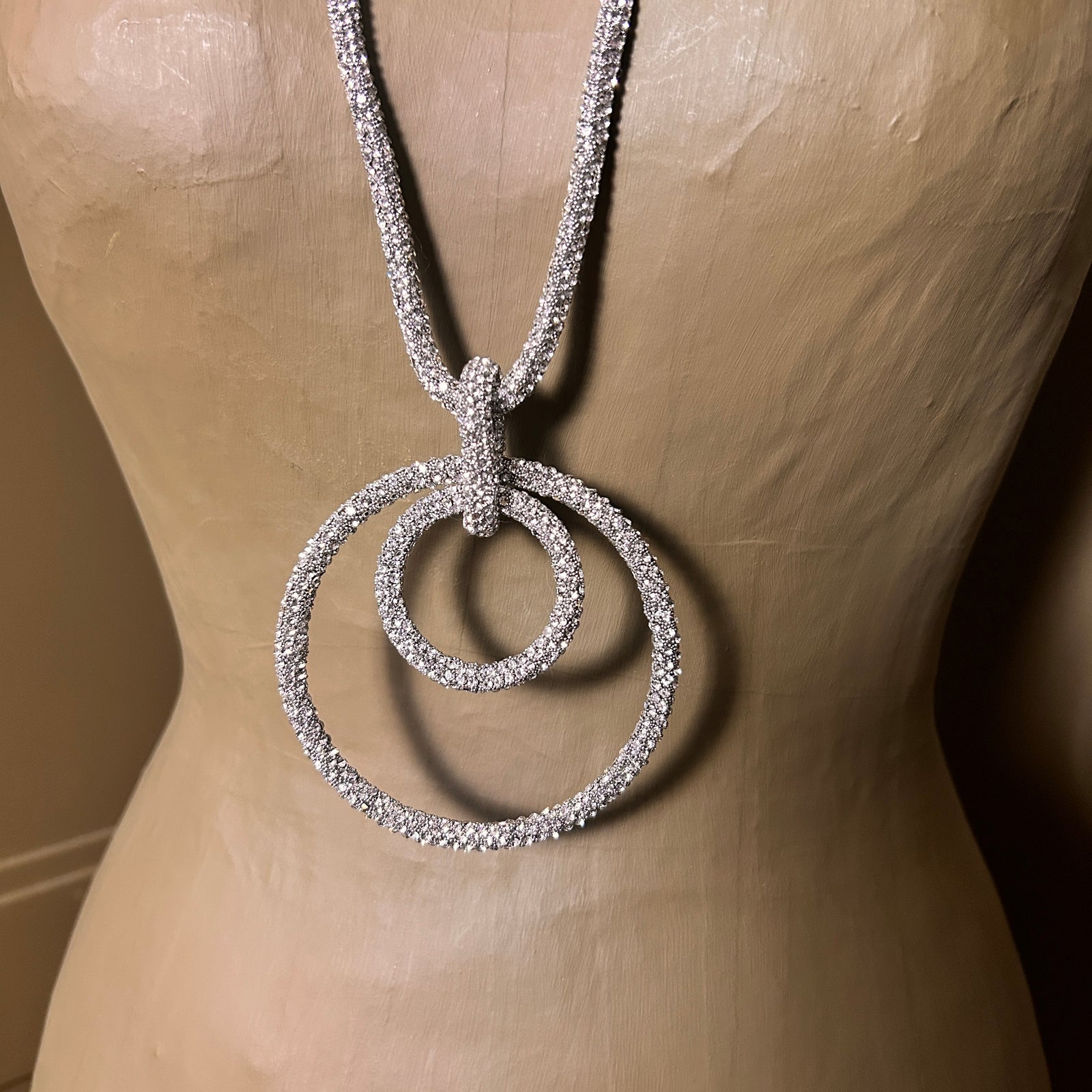 BELLE long crystal circle pendant necklace