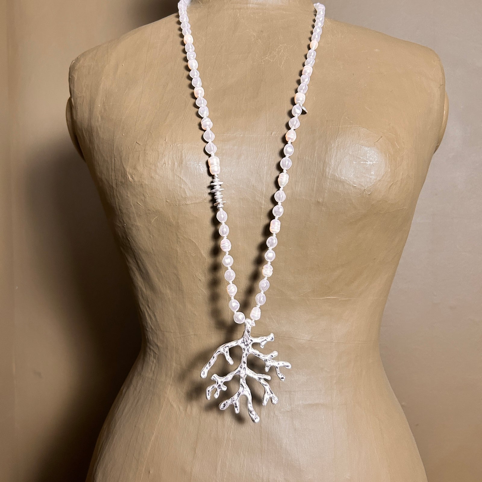 CORA long pearl necklace with coral pendant