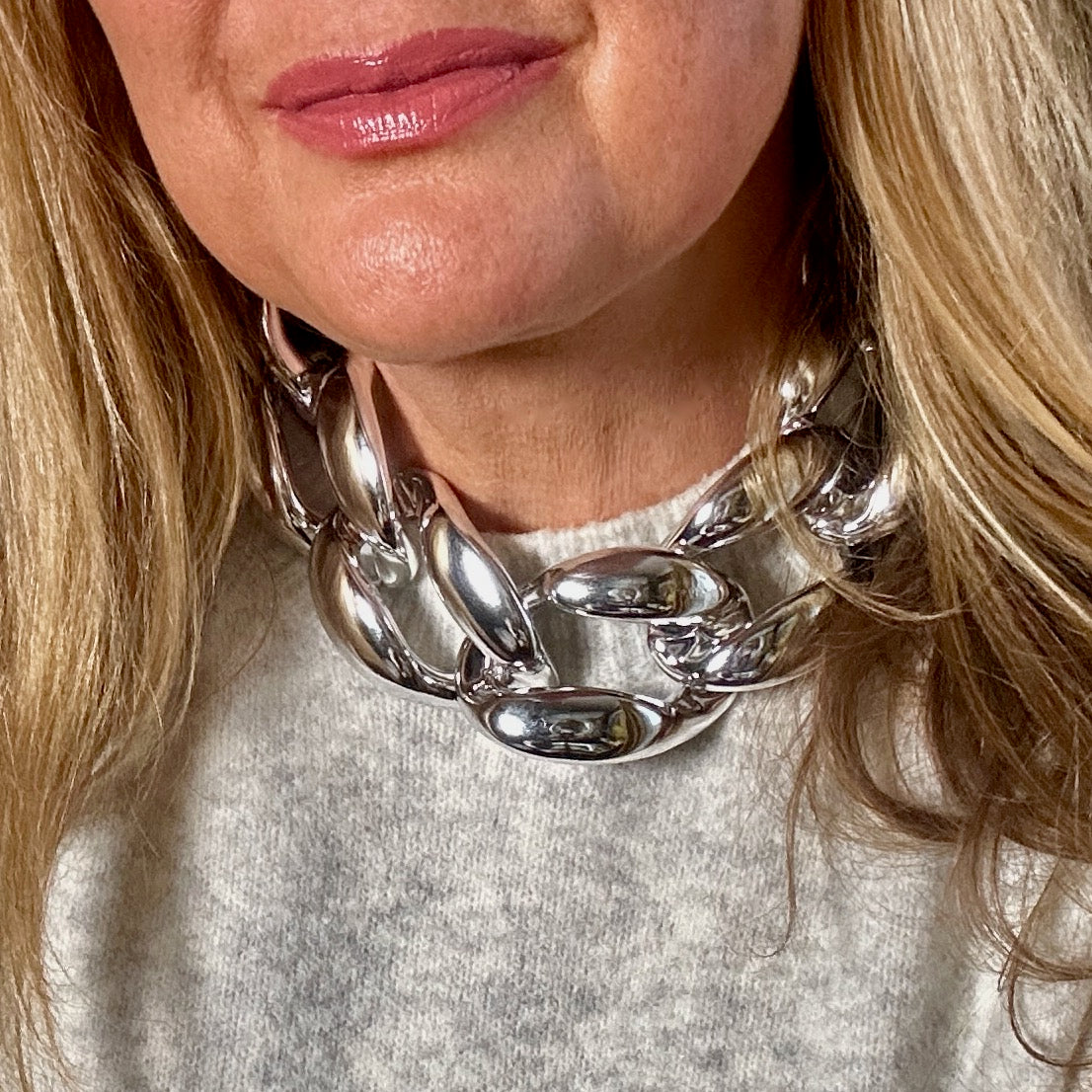 KORINNA large link choker necklace
