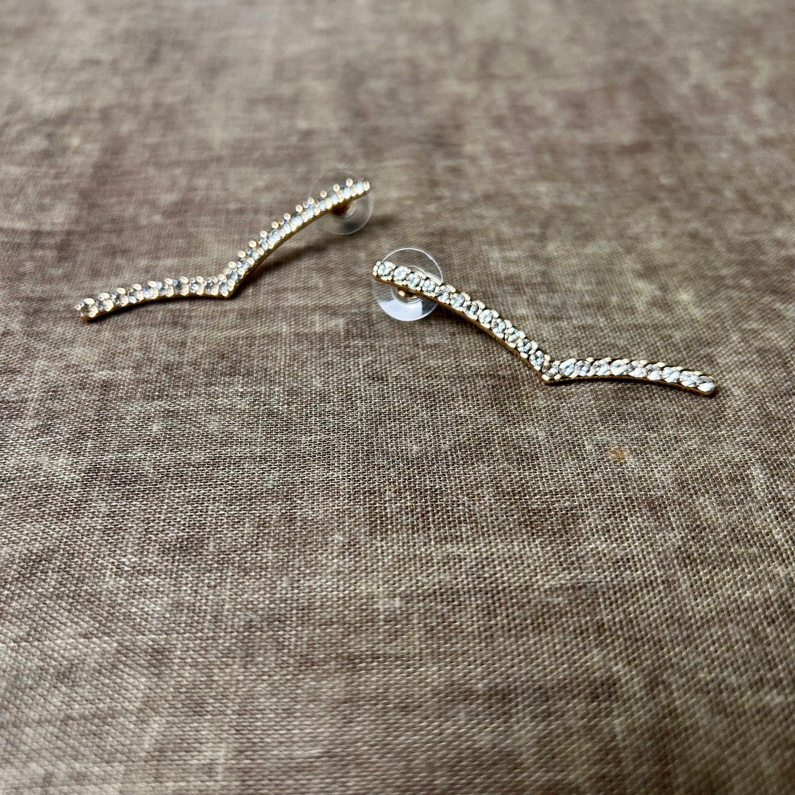 LEA crystal lightning bolt stud earrings