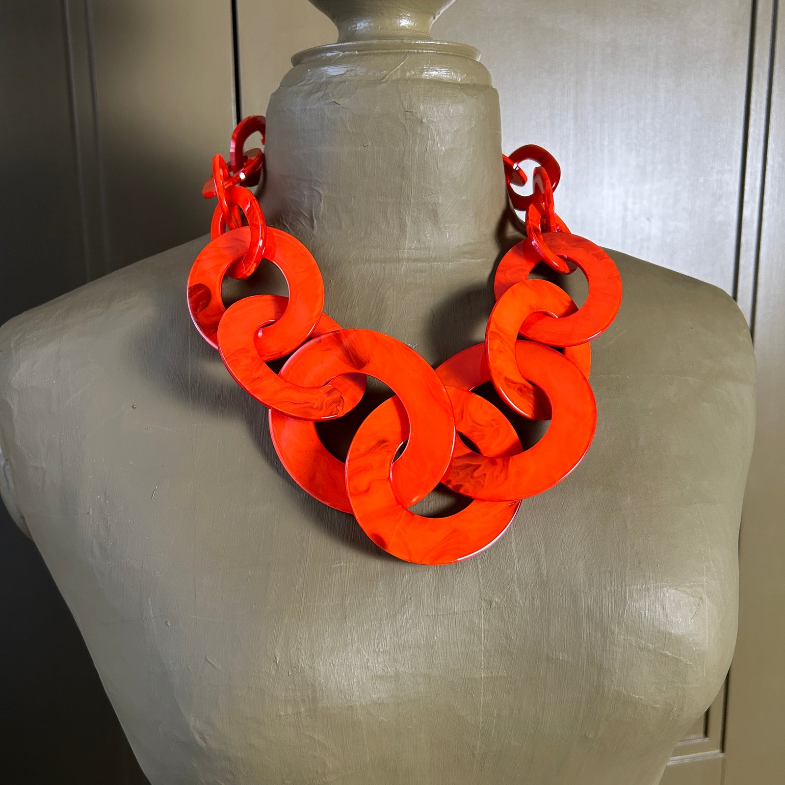 ABIGAIL large resin link statement necklace