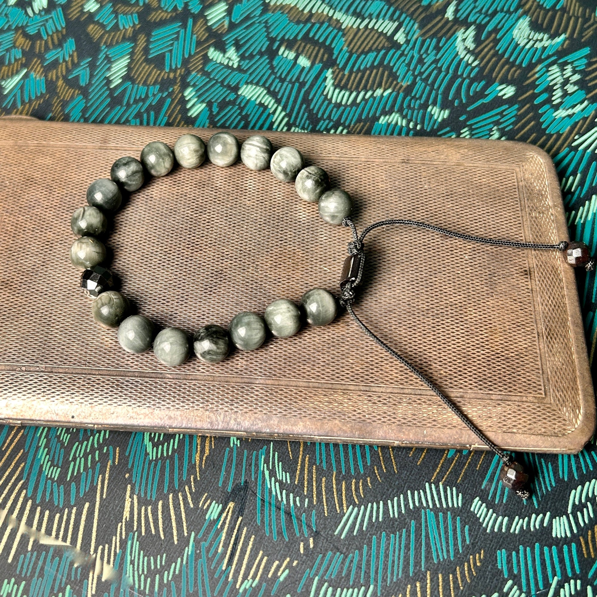 'Andre' handmade men's green/grey agate beaded slider bracelet