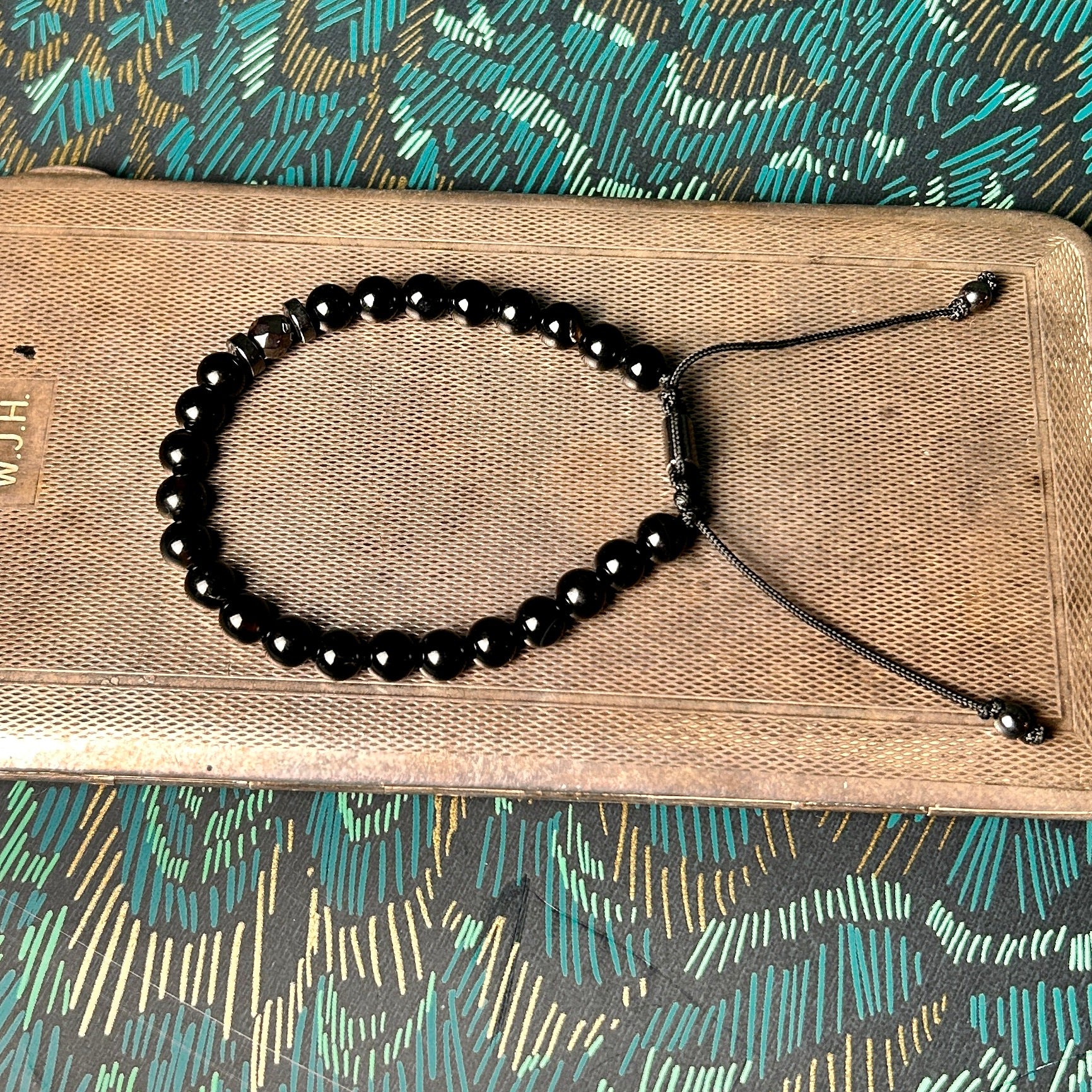 'Jerome' handmade men's black agate beaded slider bracelet