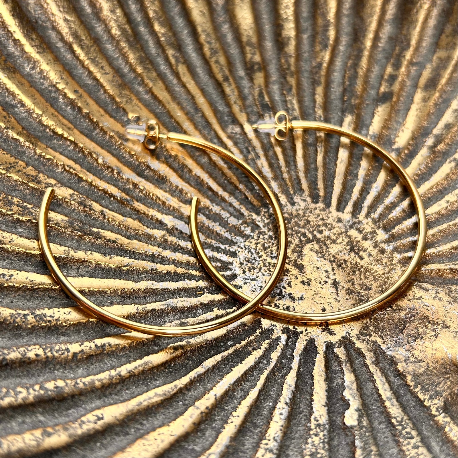 Large simple metal hoops 'BLAIR'