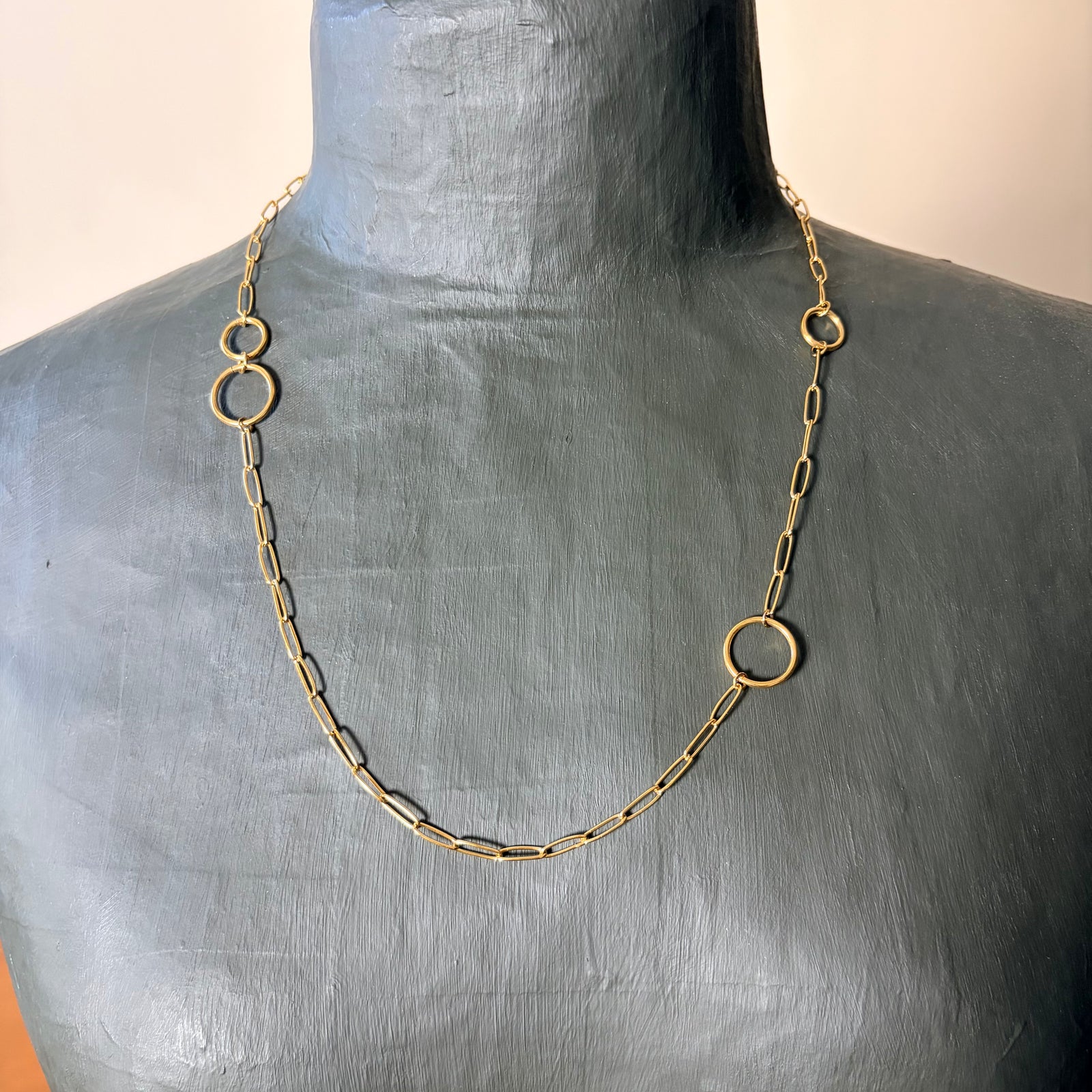 Medium length steel paperclip & ring chain necklace 'NATASHA'