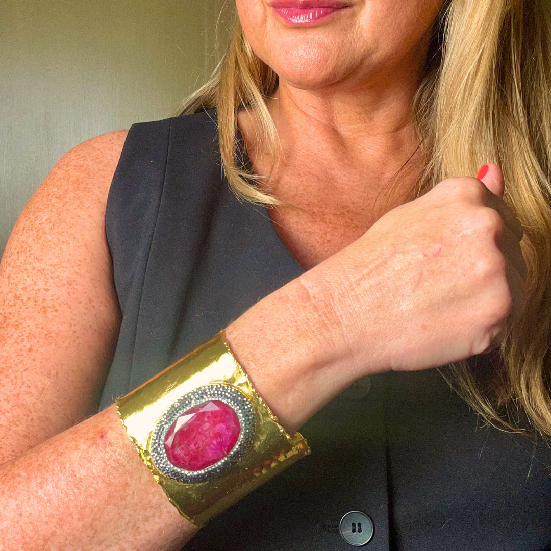 Handmade brass gemstone cuff bracelet 'MARGUERITE'