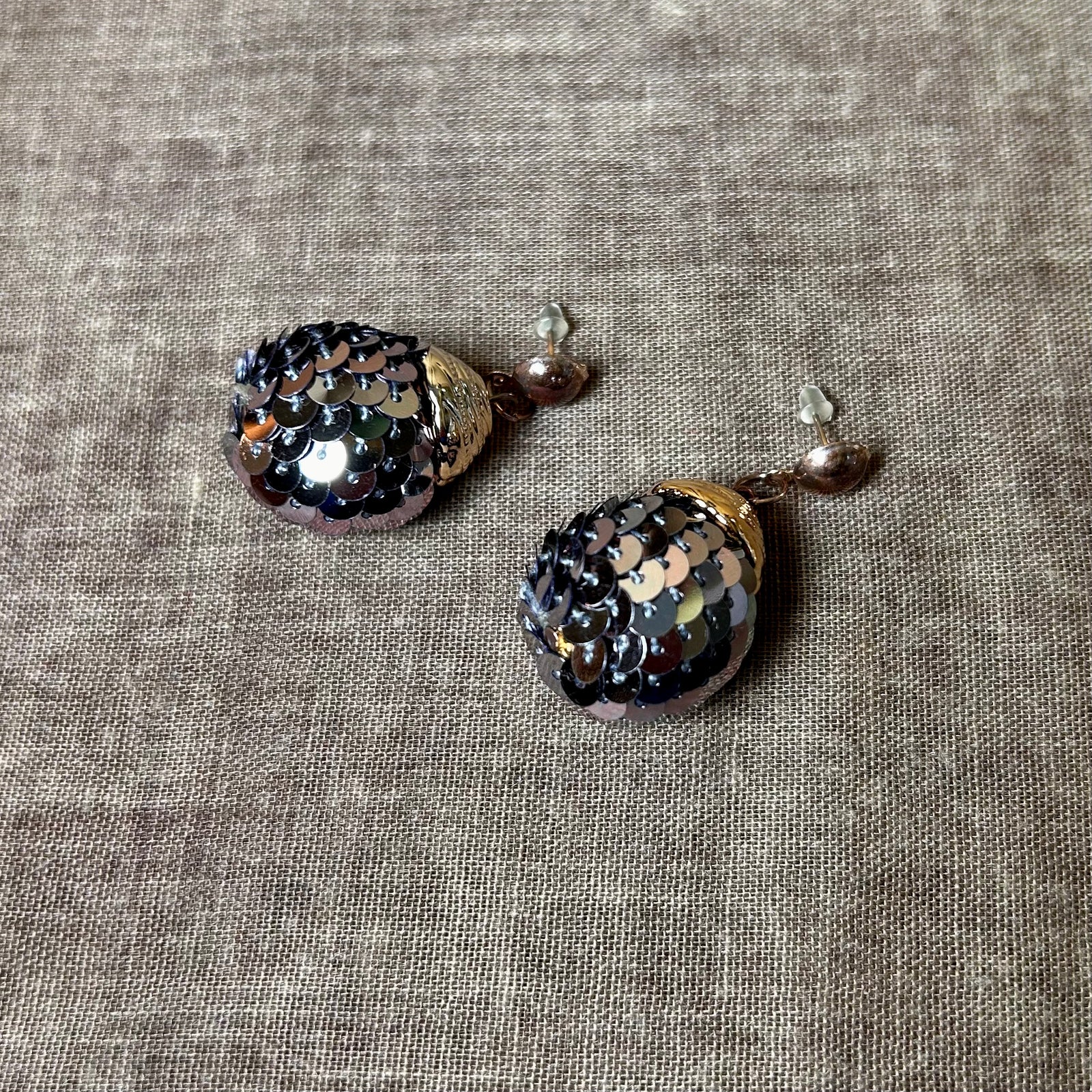 Small sequin ball stud earrings 'KAYLA'