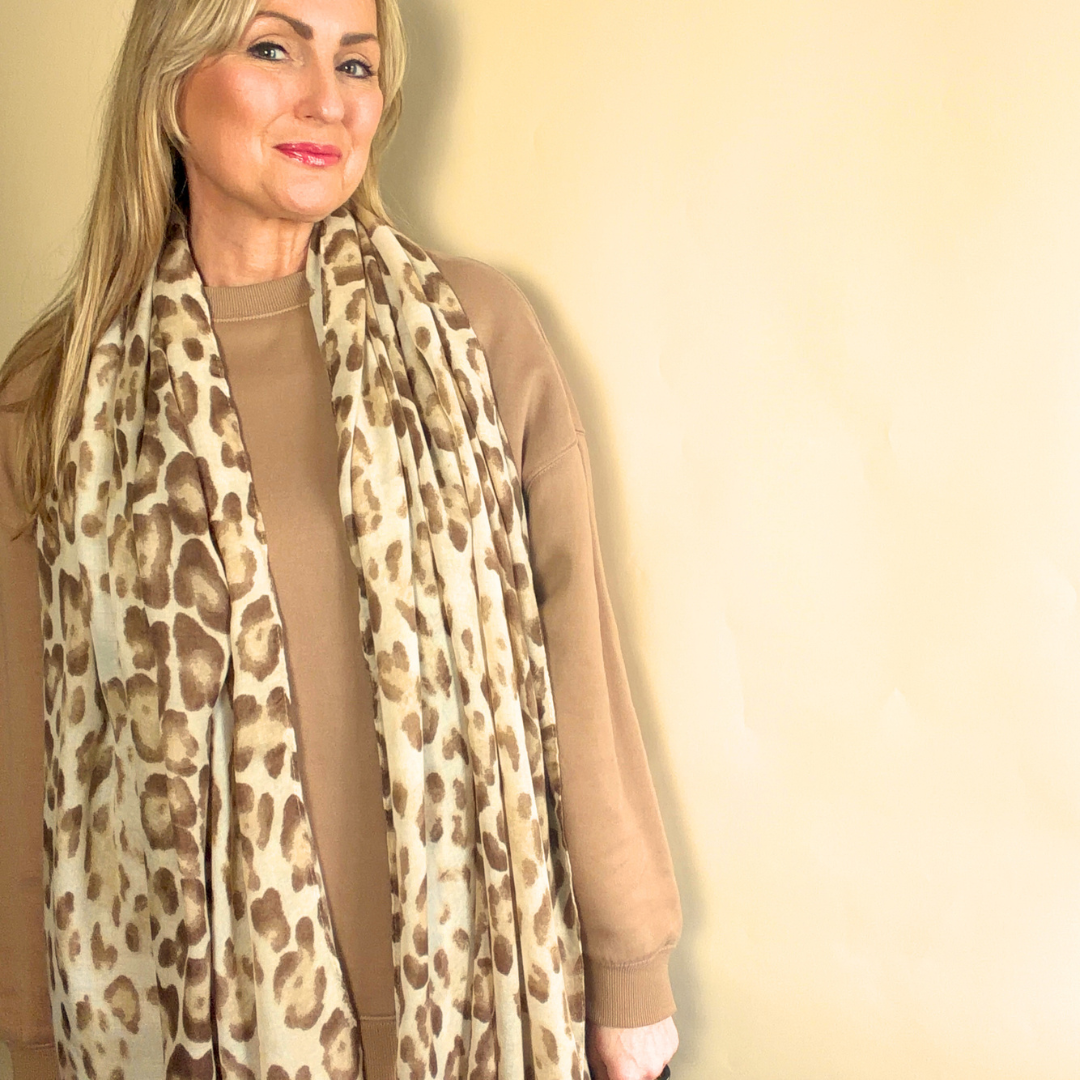 Lightweight leopard print scarf/sarong 'SALCOMBE'