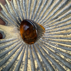 Alison - large round resin ring