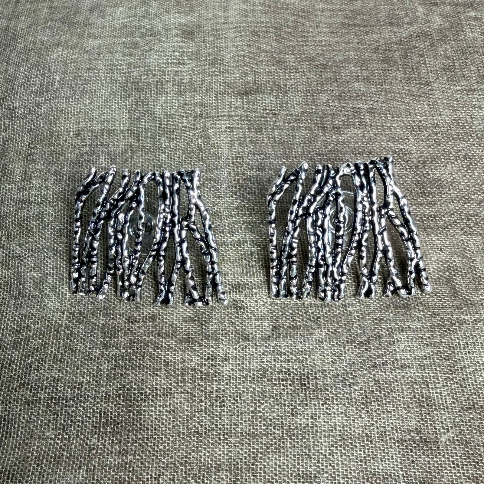 Irregular square stud earrings 'KATHLEEN'