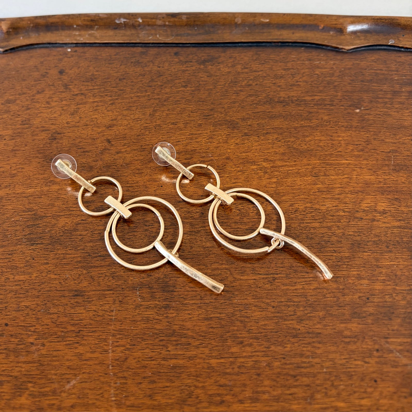 Anara - geometric shaped drop earrings